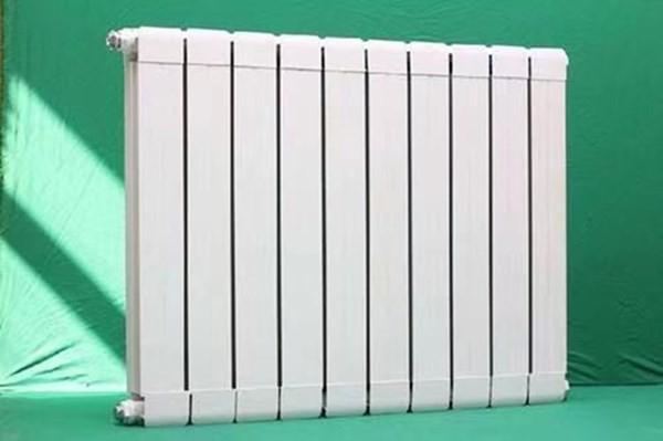 鋼鋁復合暖氣片